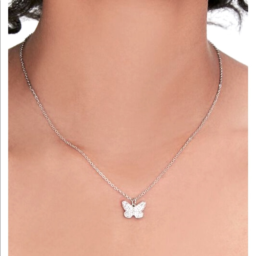 Butterfly Pedant 💎Modern Chic 18”